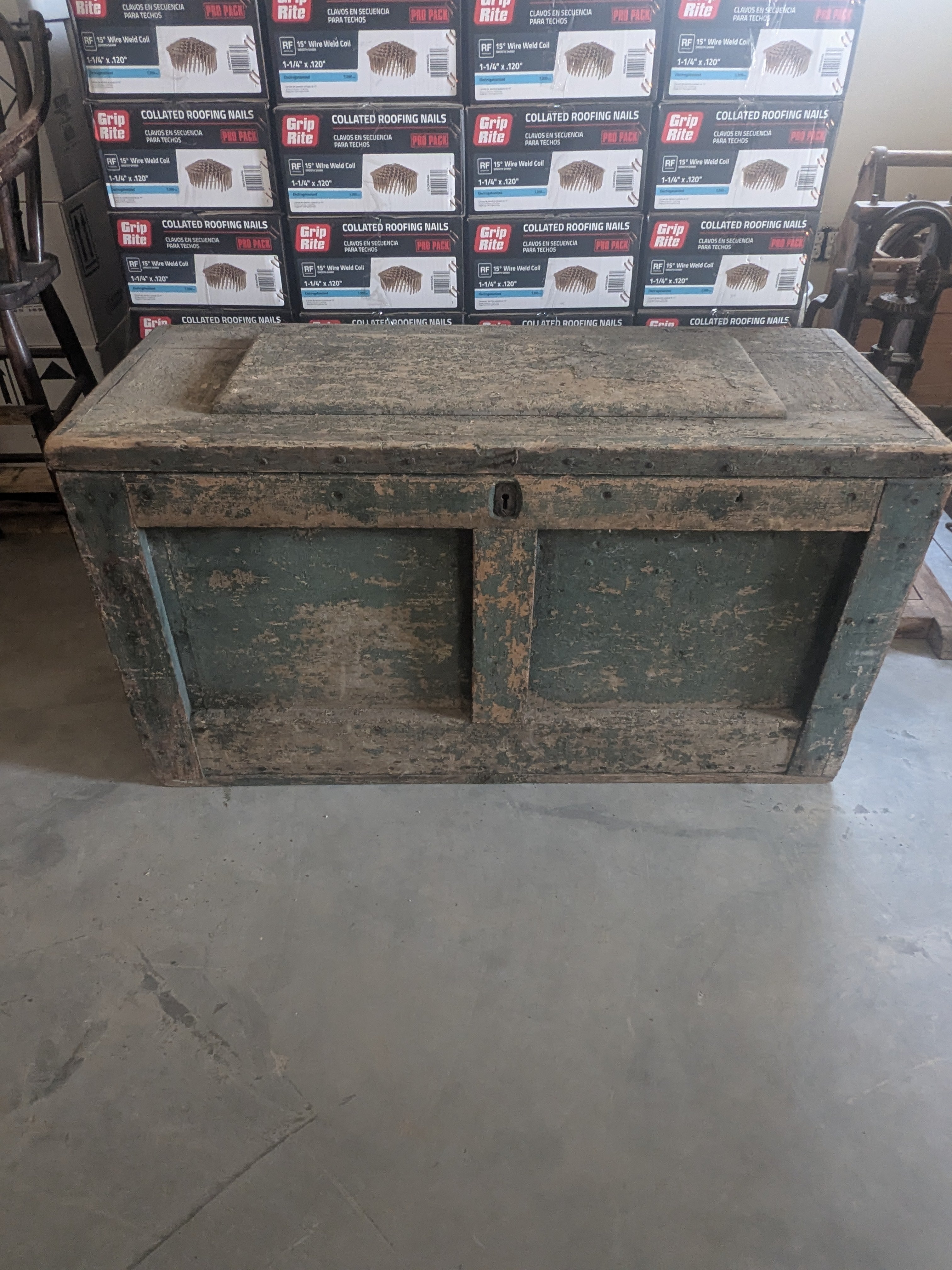 Heritage Painted Carpenter's Chest