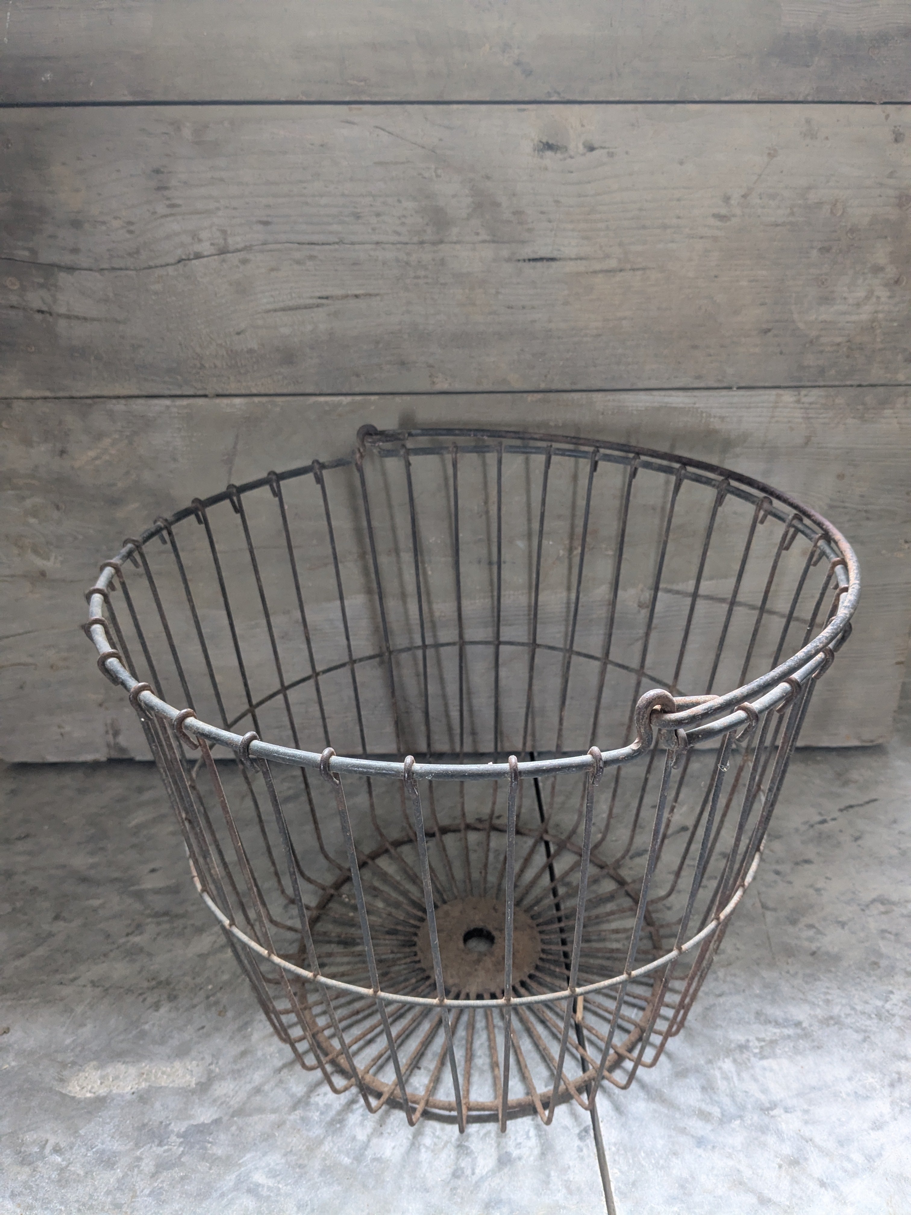 Heritage Wire Harvest Basket