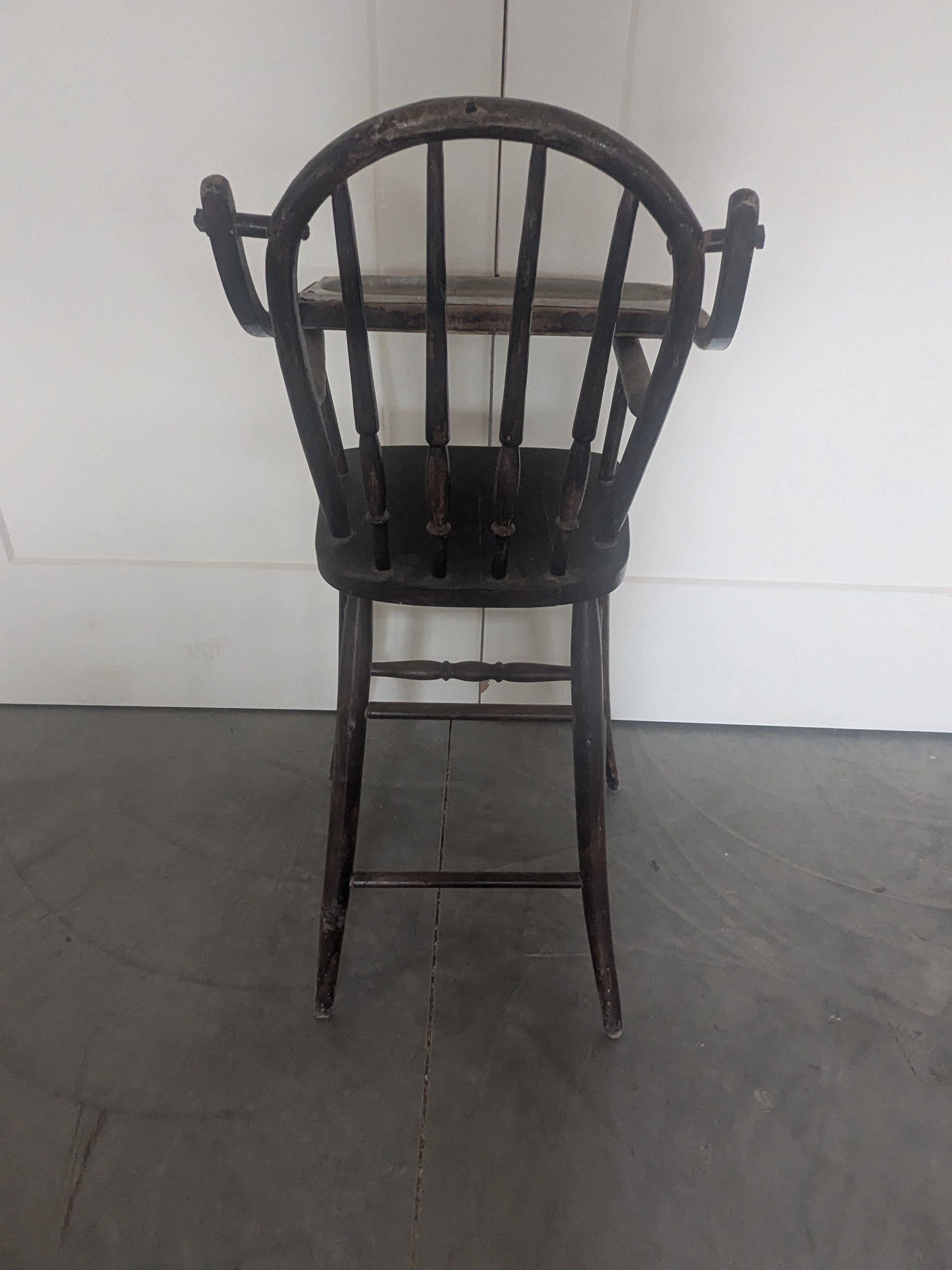 Heritage Child's High Chair with Galvanized Tray