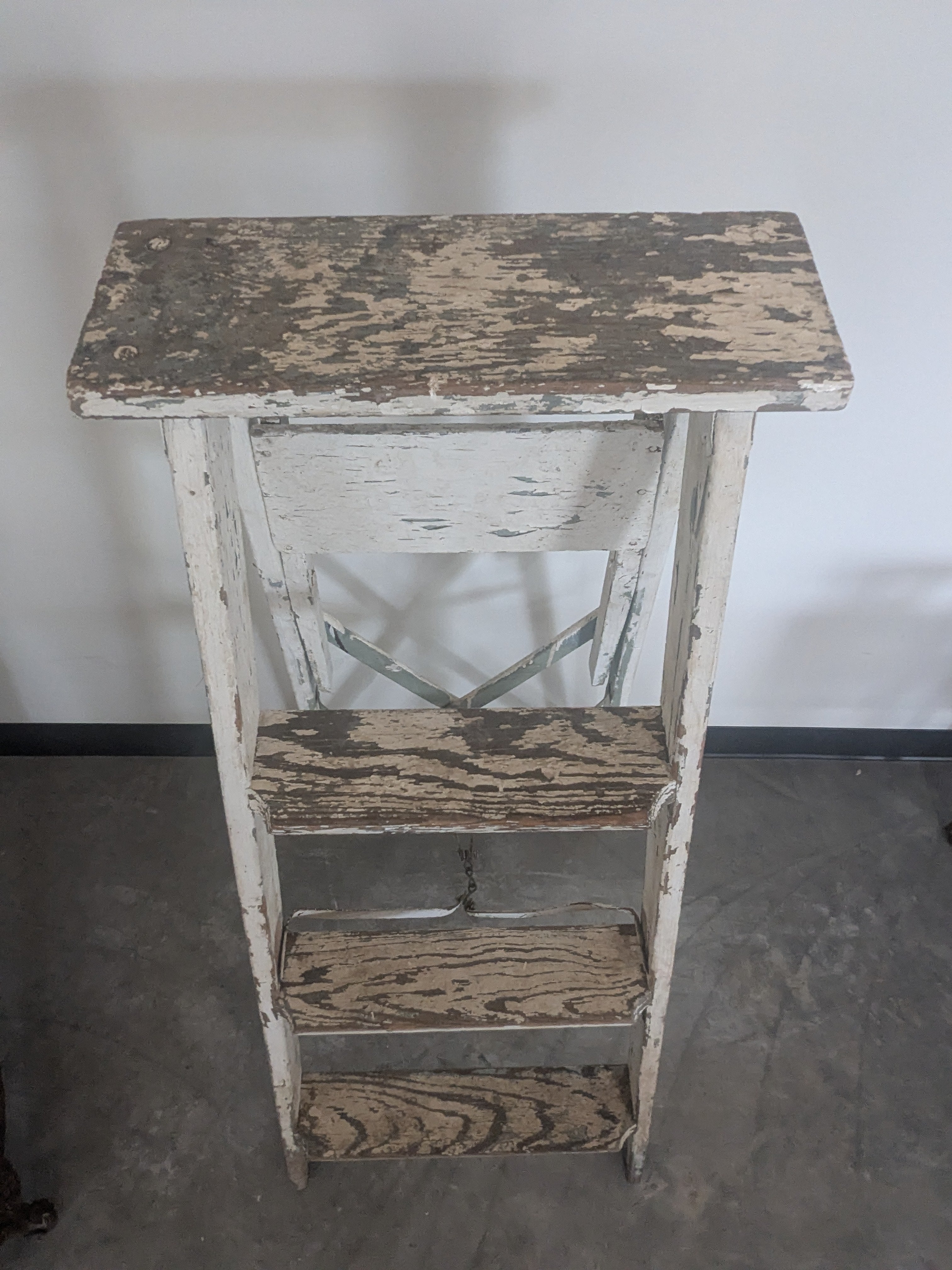 Heritage Painted Library Ladder
