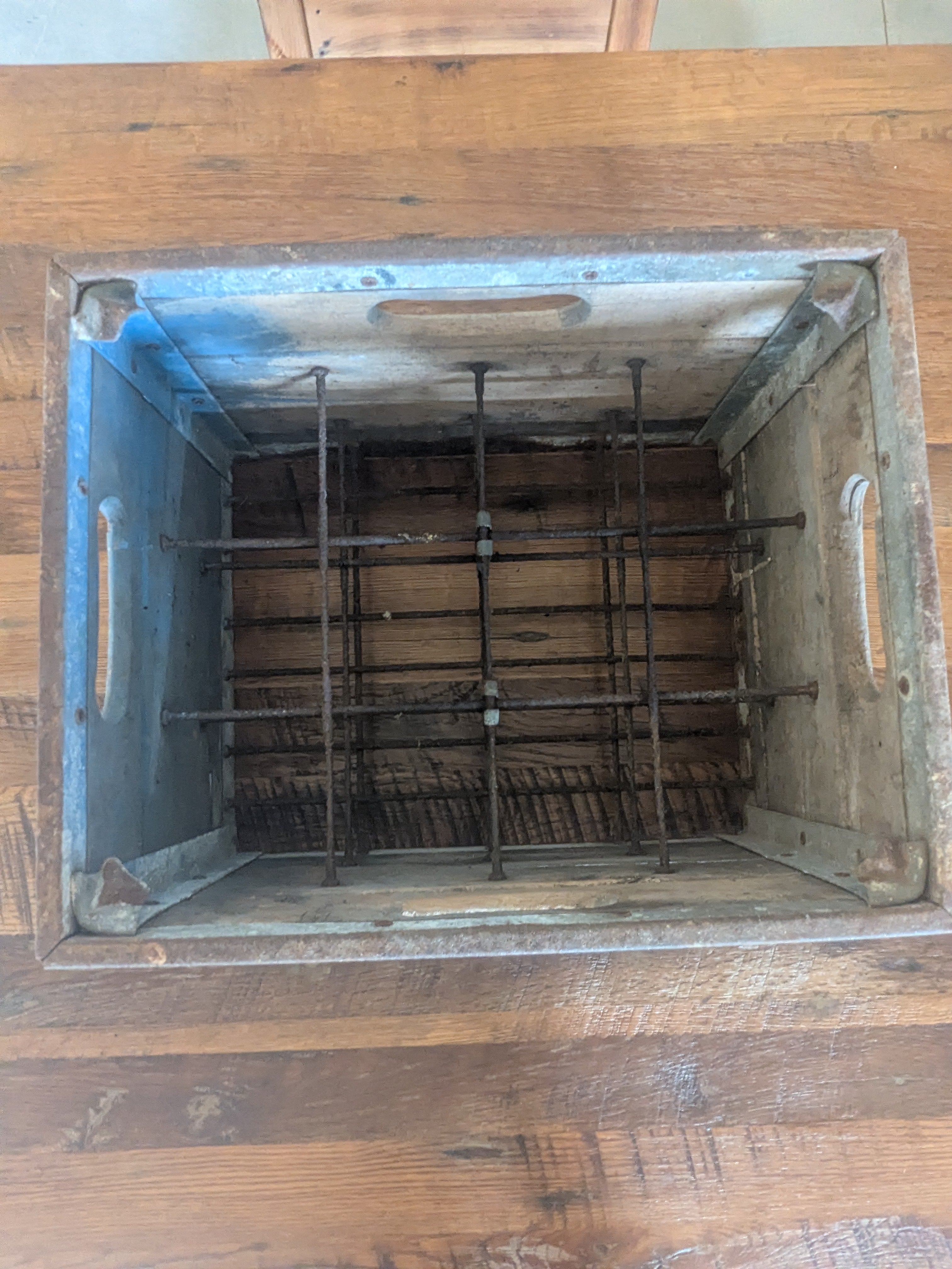 Antique Galvanized Farm Egg Crate | Rodewald Farms